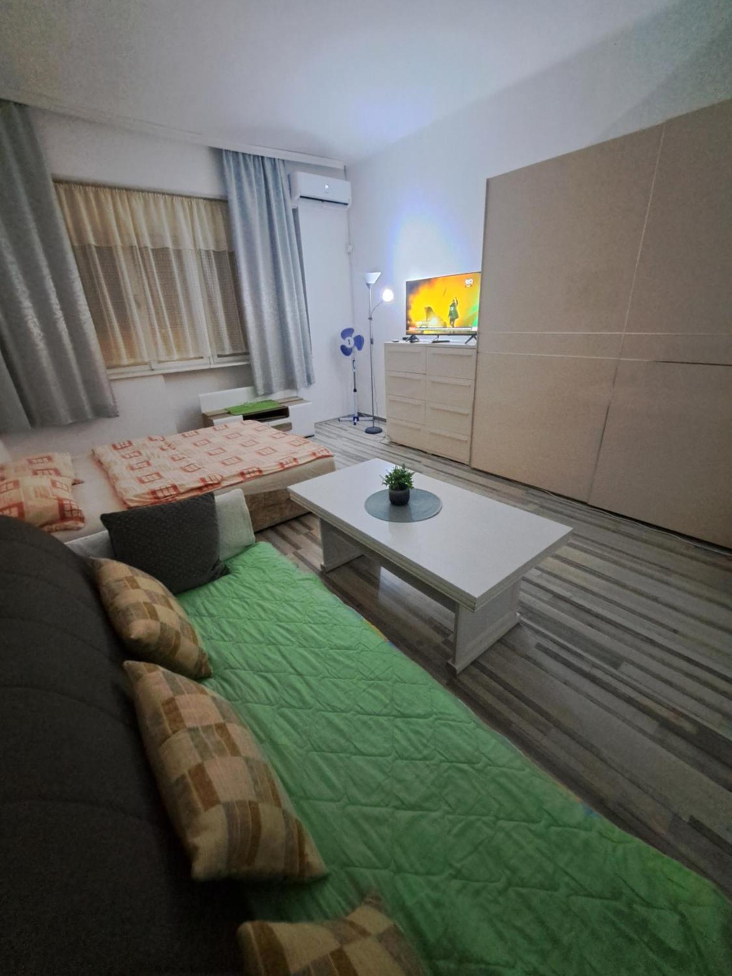 Apartment Capital Town Vk 14 Novi Sad Luaran gambar