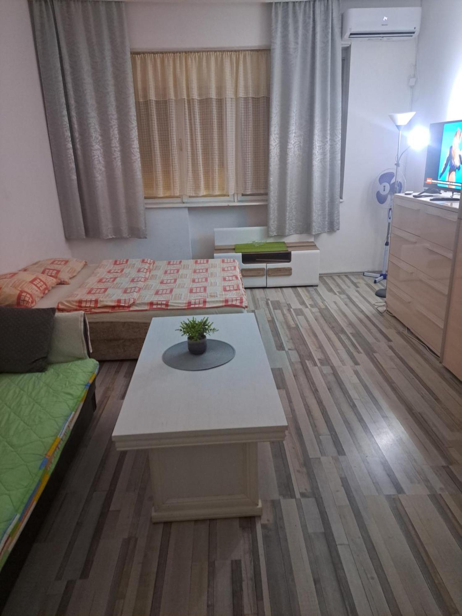 Apartment Capital Town Vk 14 Novi Sad Luaran gambar